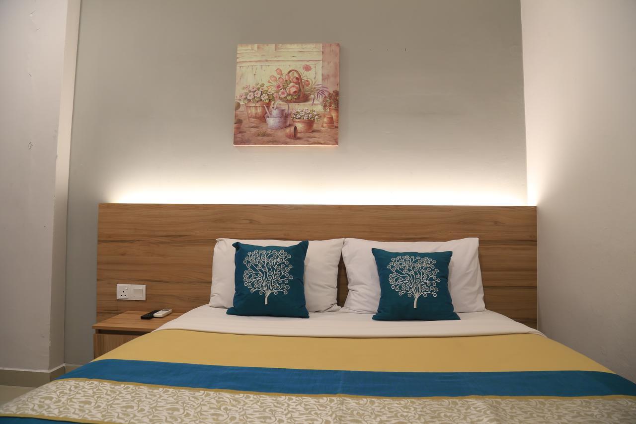 Lavana Hotel Batu Caves Extérieur photo